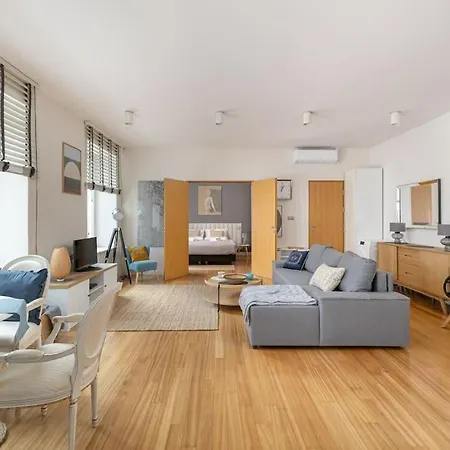 Chmielna Spacious Center Appartamento Varsavia