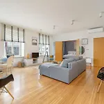 Chmielna Spacious Center Apartman *